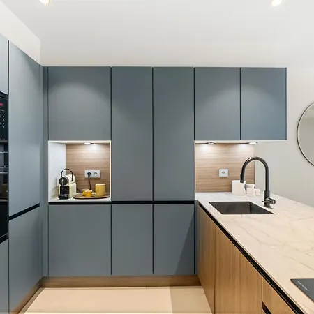 Ref 2032 Renovated Apartment-sea View -ideal For Conferences And Vacations Κάννες