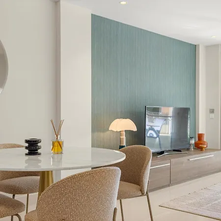 Ref 2032 Renovated Apartment-sea View -ideal For Conferences And Vacations * Κάννες