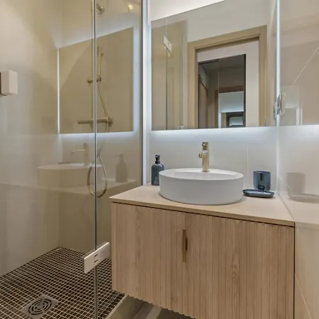 Ref 2032 Renovated Apartment-sea View -ideal For Conferences And Vacations דירה קאן