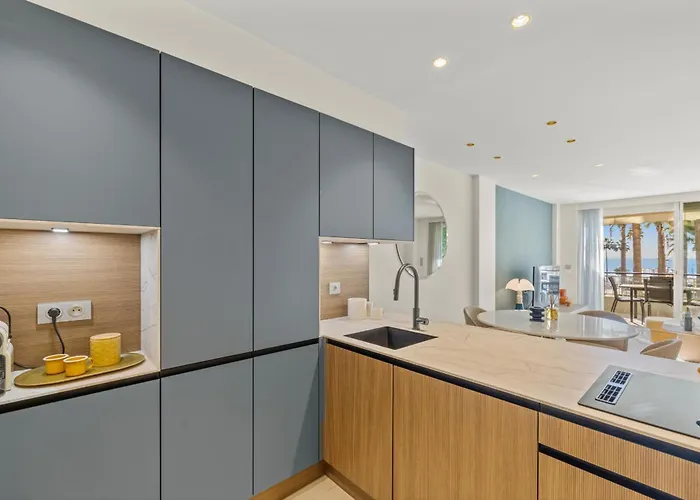 Ref 2032 Renovated Apartment-sea View -ideal For Conferences And Vacations カンヌ