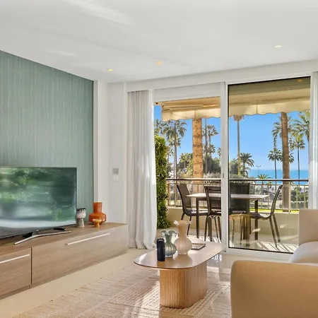 Ref 2032 Renovated Apartment-sea View -ideal For Conferences And Vacations * Cannes